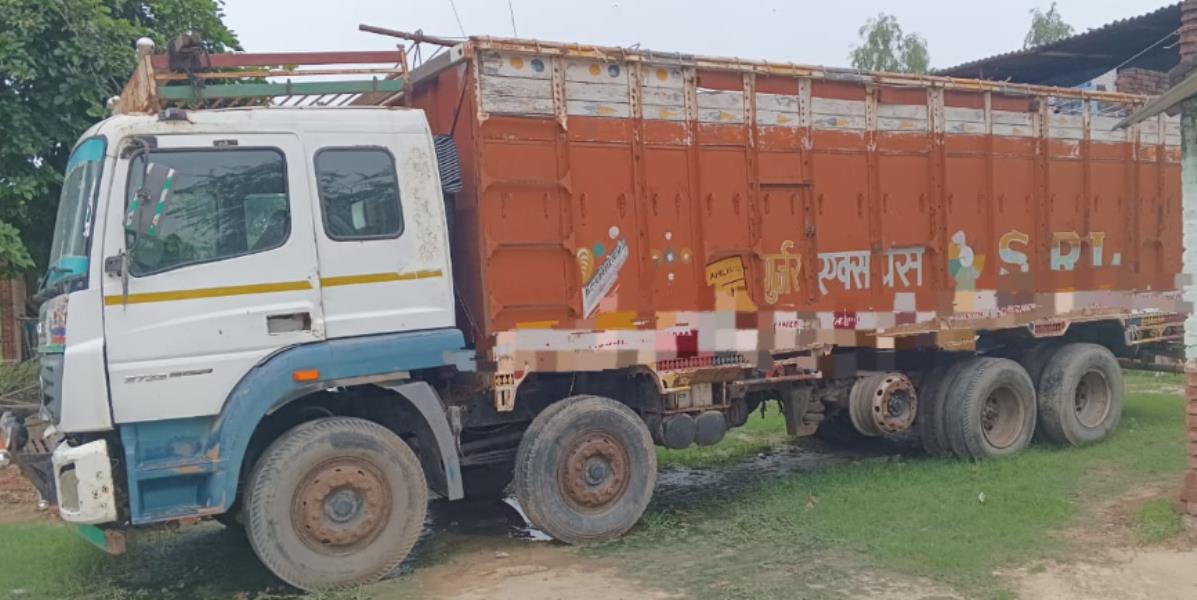 BharatBenz 3723 image 2